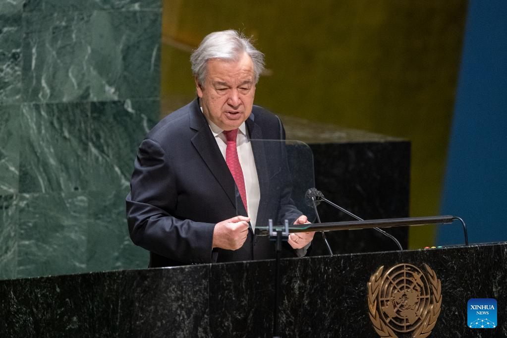 UN chief raises five alarms for 2022